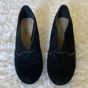 CLARKS NARRATIVE Black Booties SIZE 6E British / EU 38
